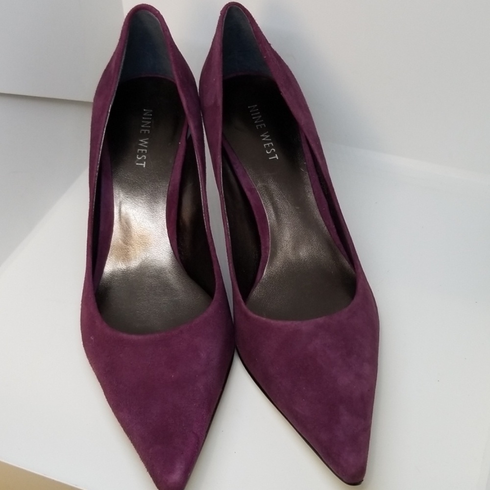 Nine West Nwnuncio purple suede low heel shoe 7.5M